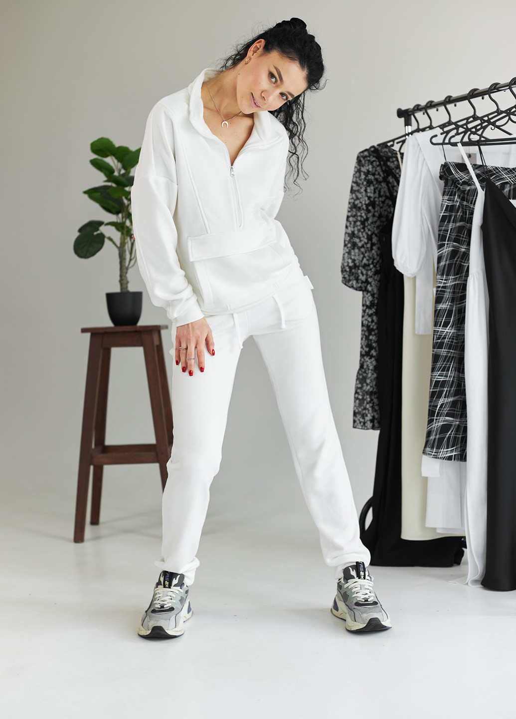 Белые спортивные демисезонные джоггеры брюки MaCo exclusive