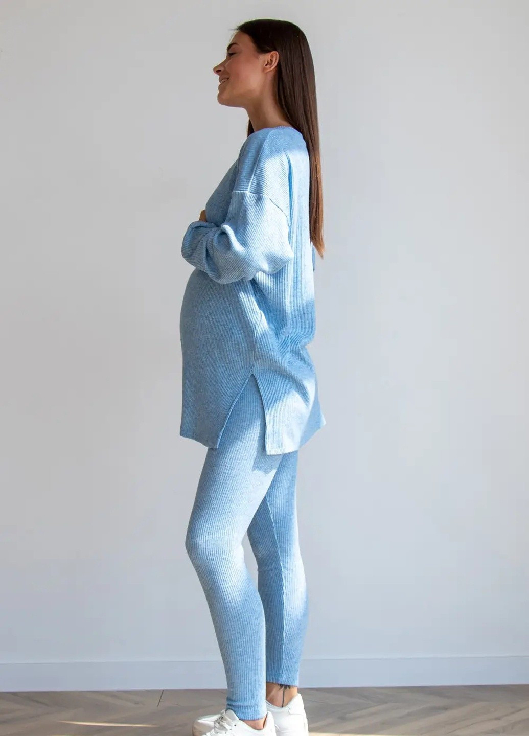 Голубой костюм для беременных с кофтой oversize кроя и зауженными лосинами из мягкого трикотажа To Be (254054092)