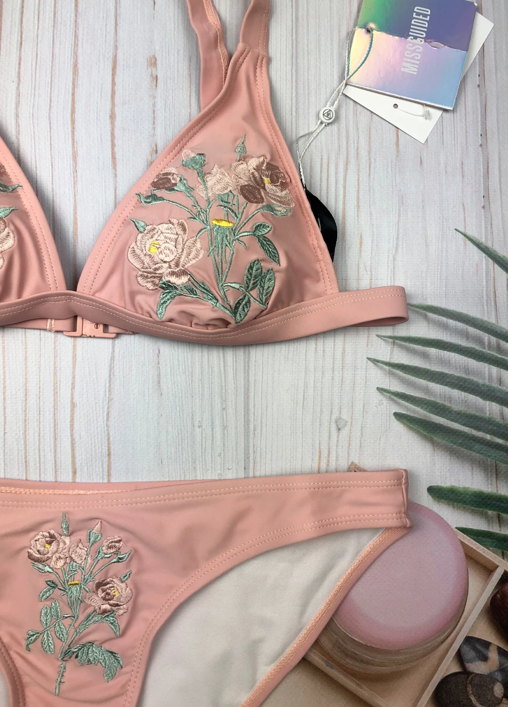 Пудровий літній купальник Missguided