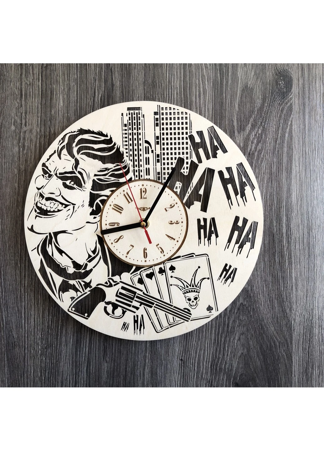 Деревянные настенные часы «Джокер» 7Arts (253567884)