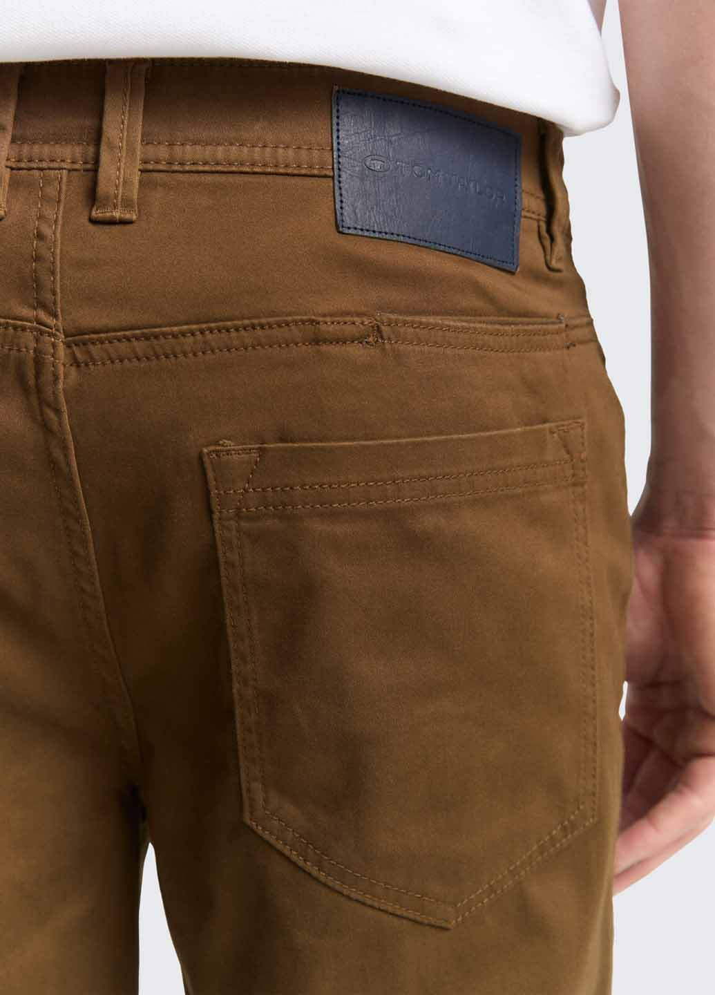 Коричневые кэжуал демисезонные прямые брюки Tom Tailor