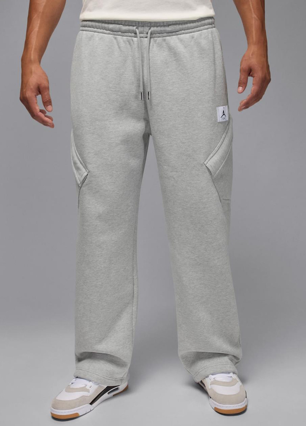 Серые спортивные демисезонные карго брюки Jordan