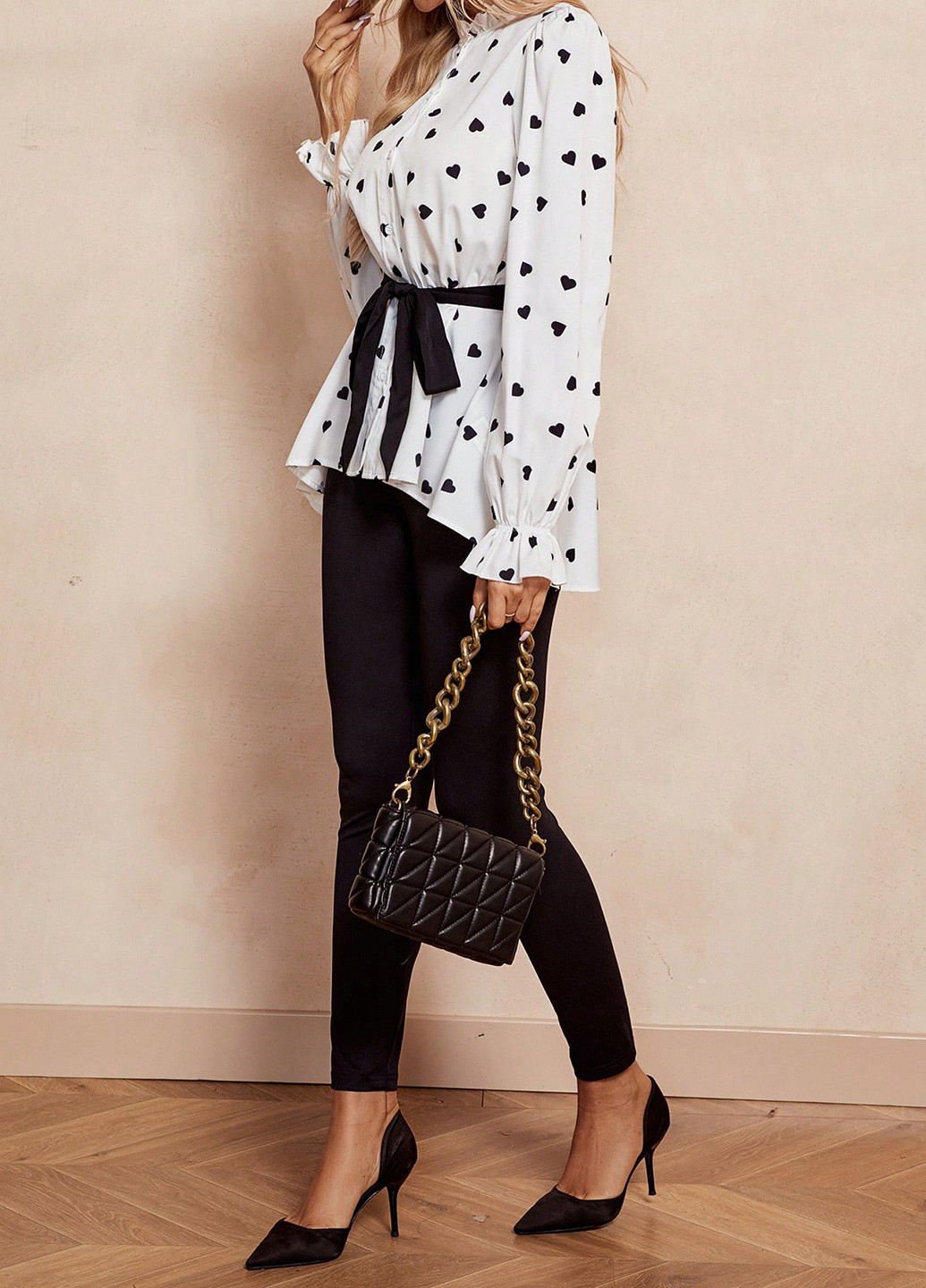 Черно-белый демисезонный комплект (блуза, леггинсы) SHEIN