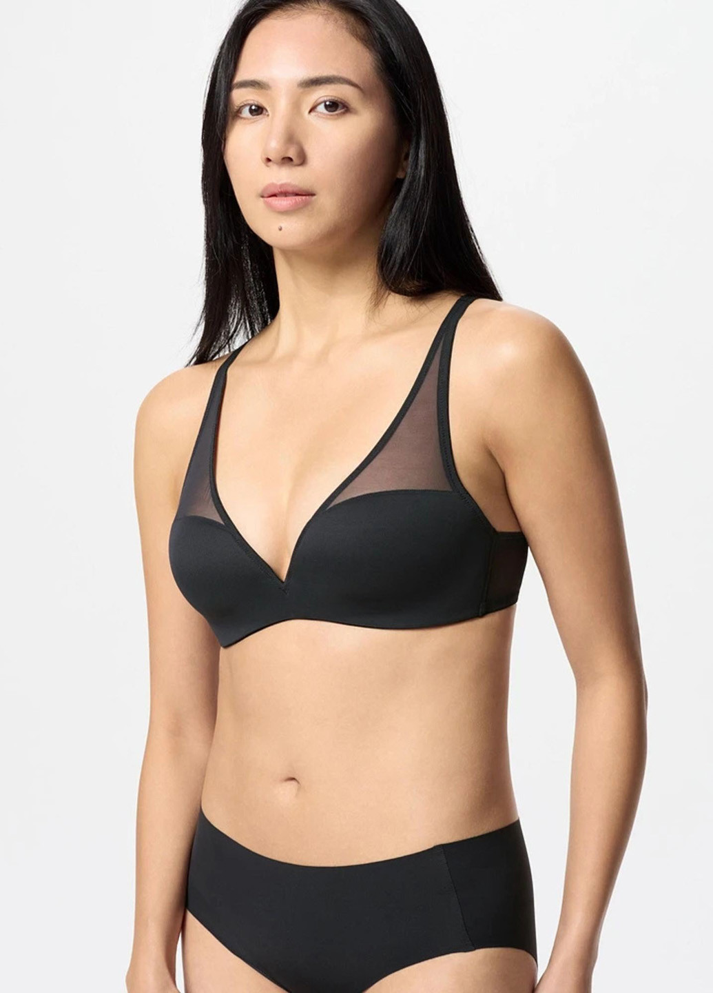 Чорний бралетт бюстгальтер Uniqlo без кісточок поліамід