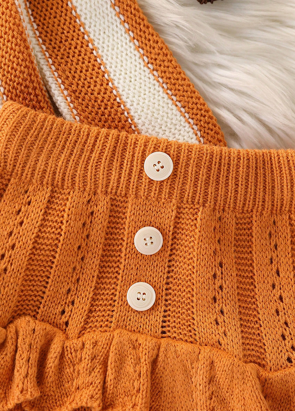 Оранжевый демисезонный комплект (кофта, шорты) SHEIN