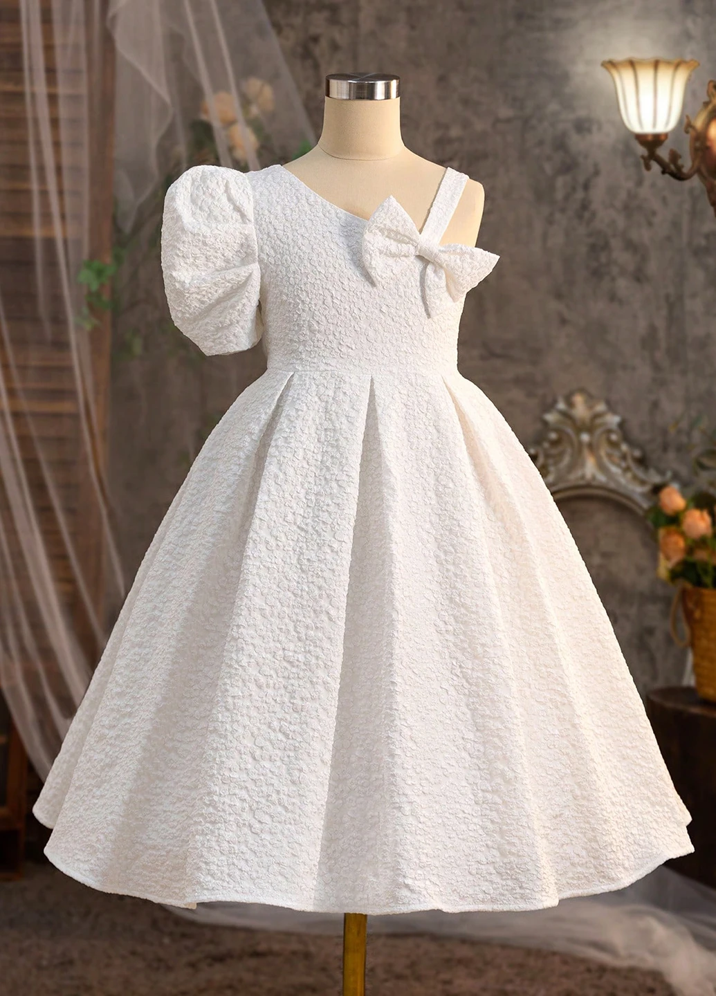 Біла сукня SHEIN (331536243)