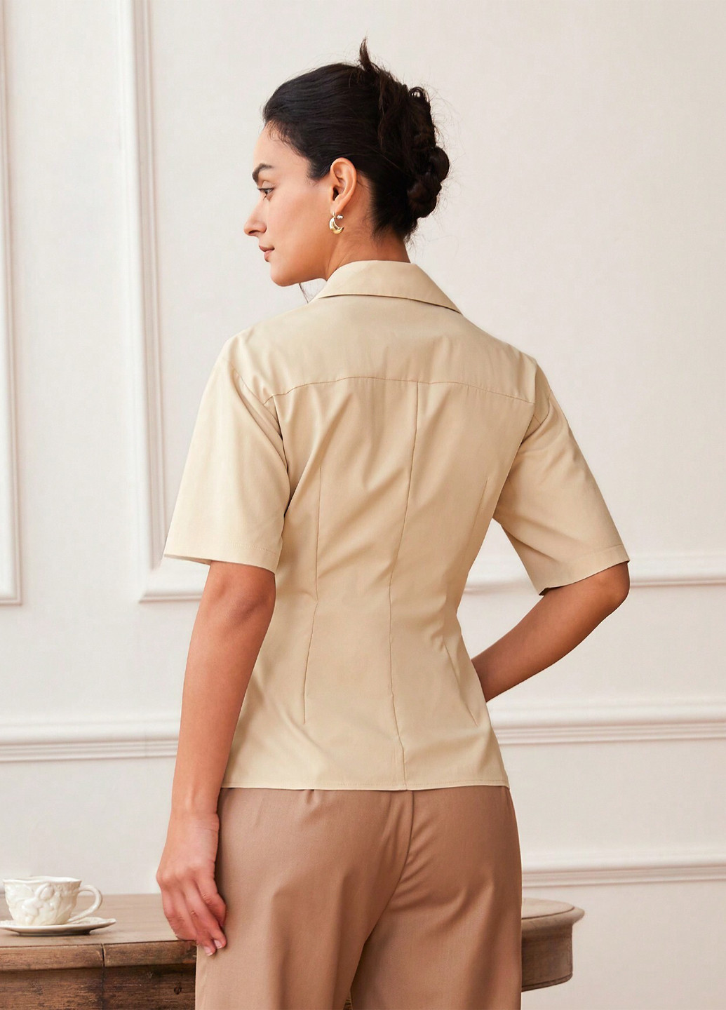 Бежевая классическая, кэжуал рубашка однотонная SHEIN