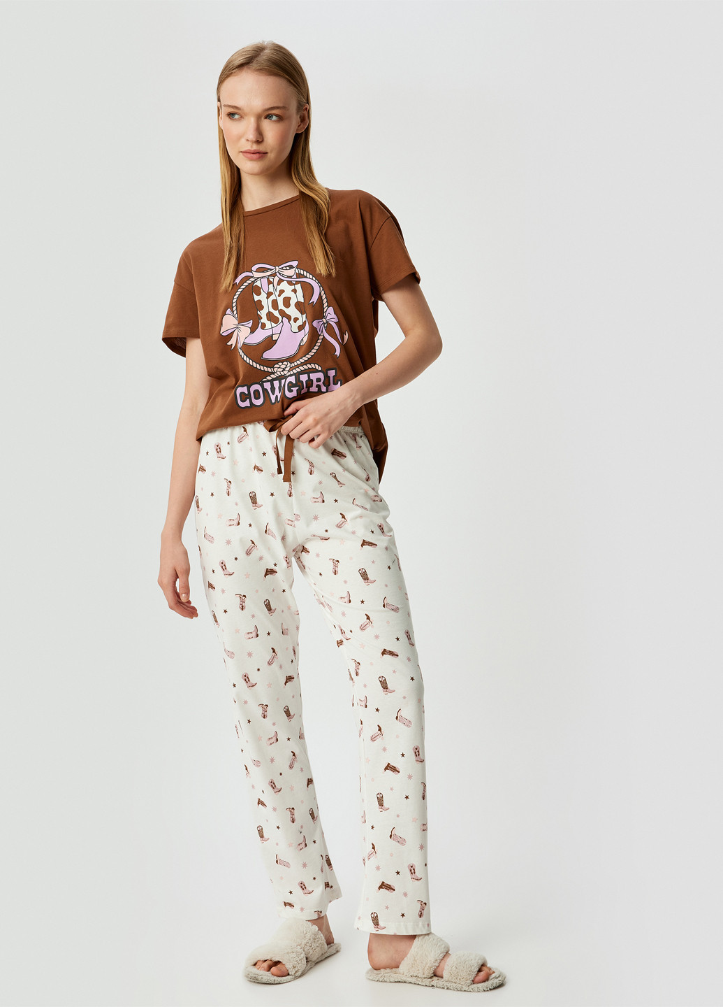 Комбінована всесезон піжама (футболка, штани) футболка + штани KOTON