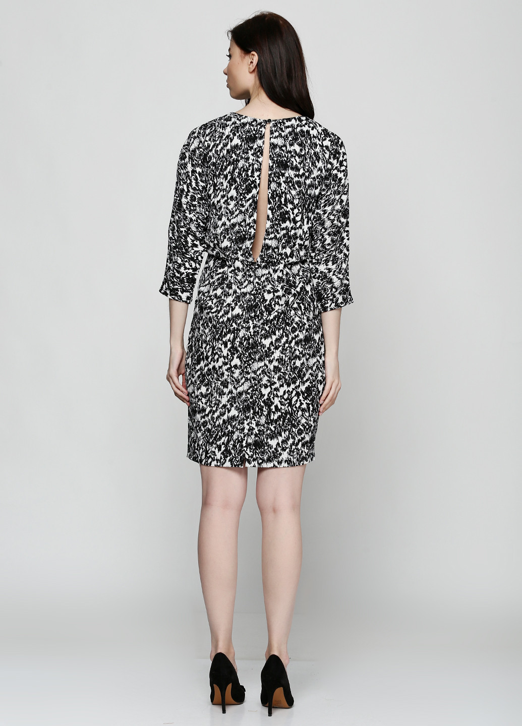 Черное кэжуал платье Ichi с абстрактным узором