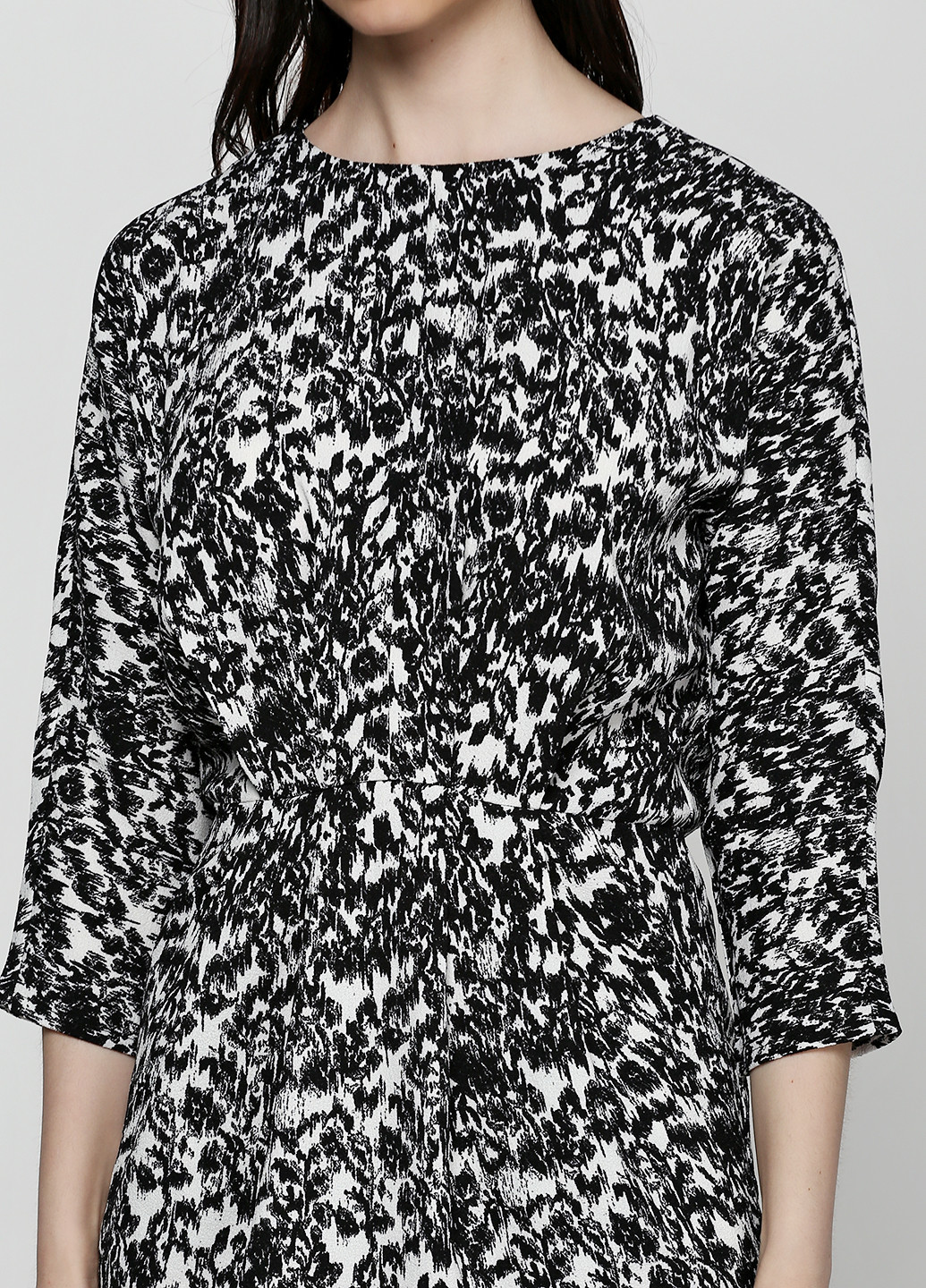 Черное кэжуал платье Ichi с абстрактным узором