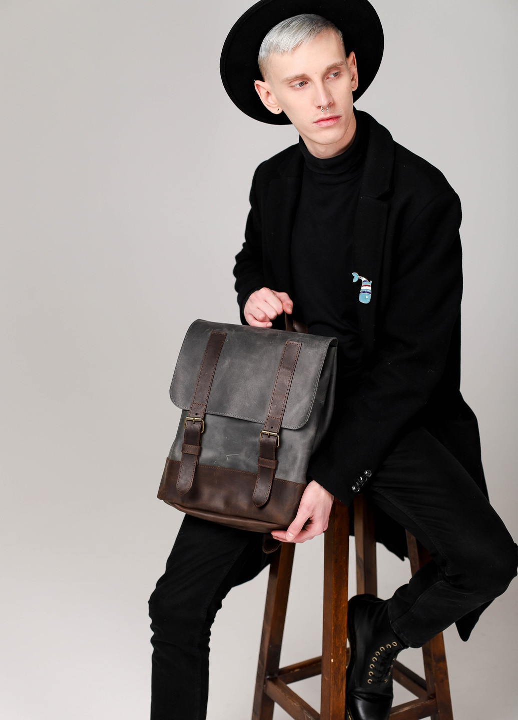 Універсальний рюкзак ручної роботи з натуральної вінтажної шкіри чорного кольору Boorbon (253351918)