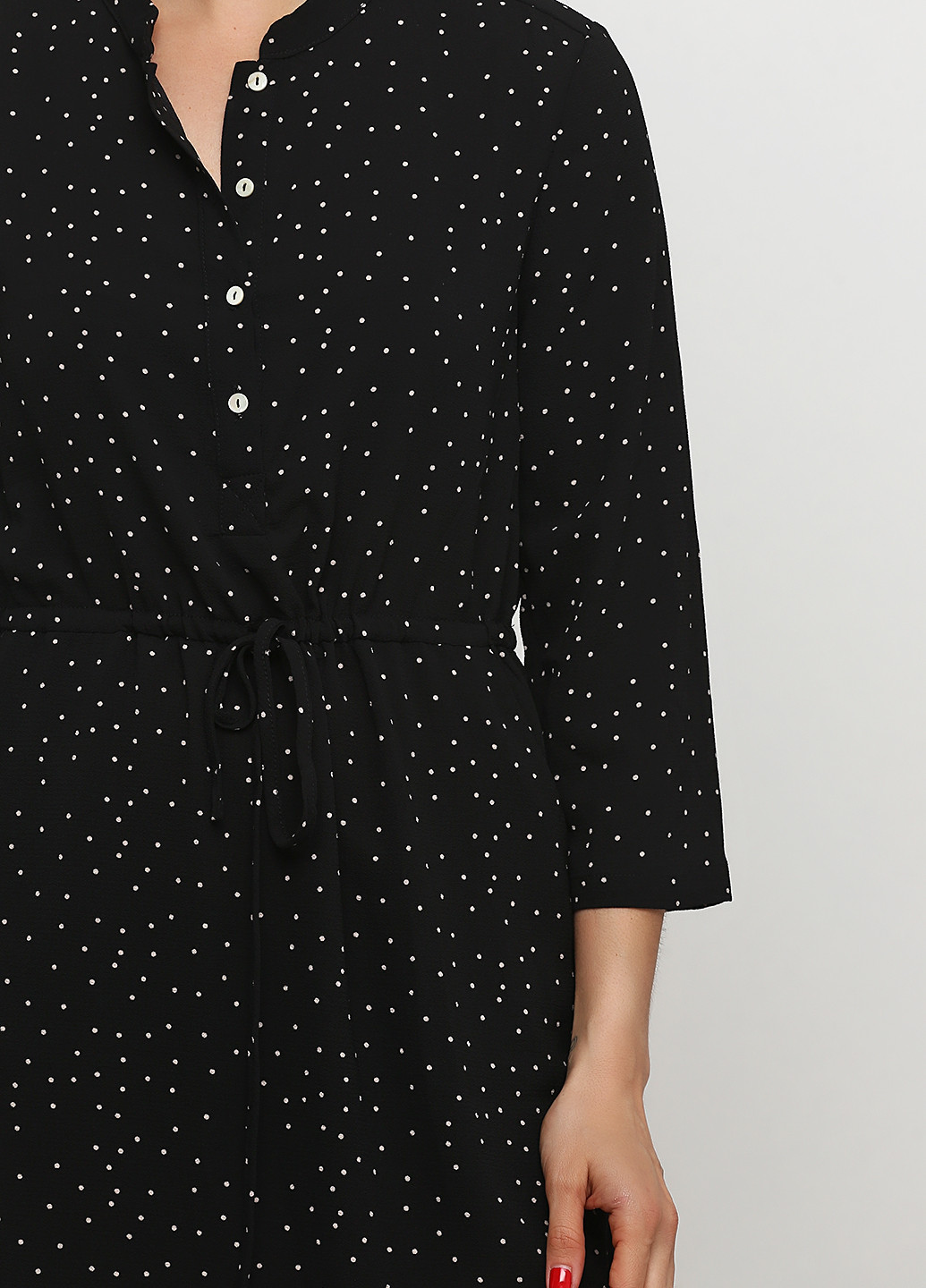Черное кэжуал платье Desires в горошек