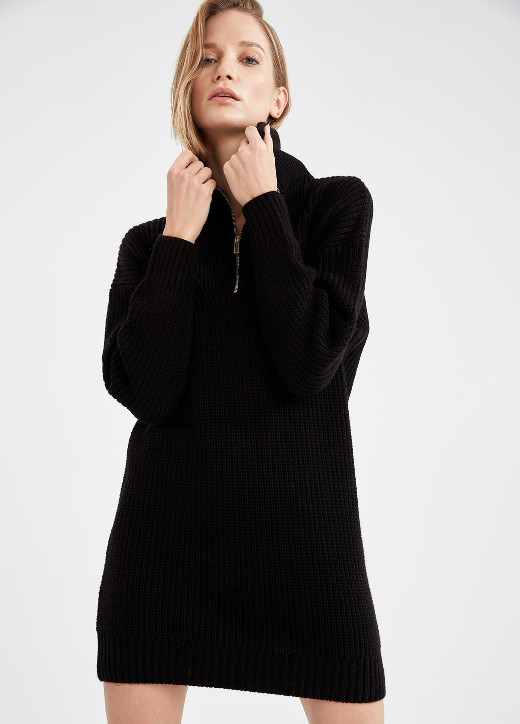 Черное кэжуал платье платье-свитер DeFacto однотонное