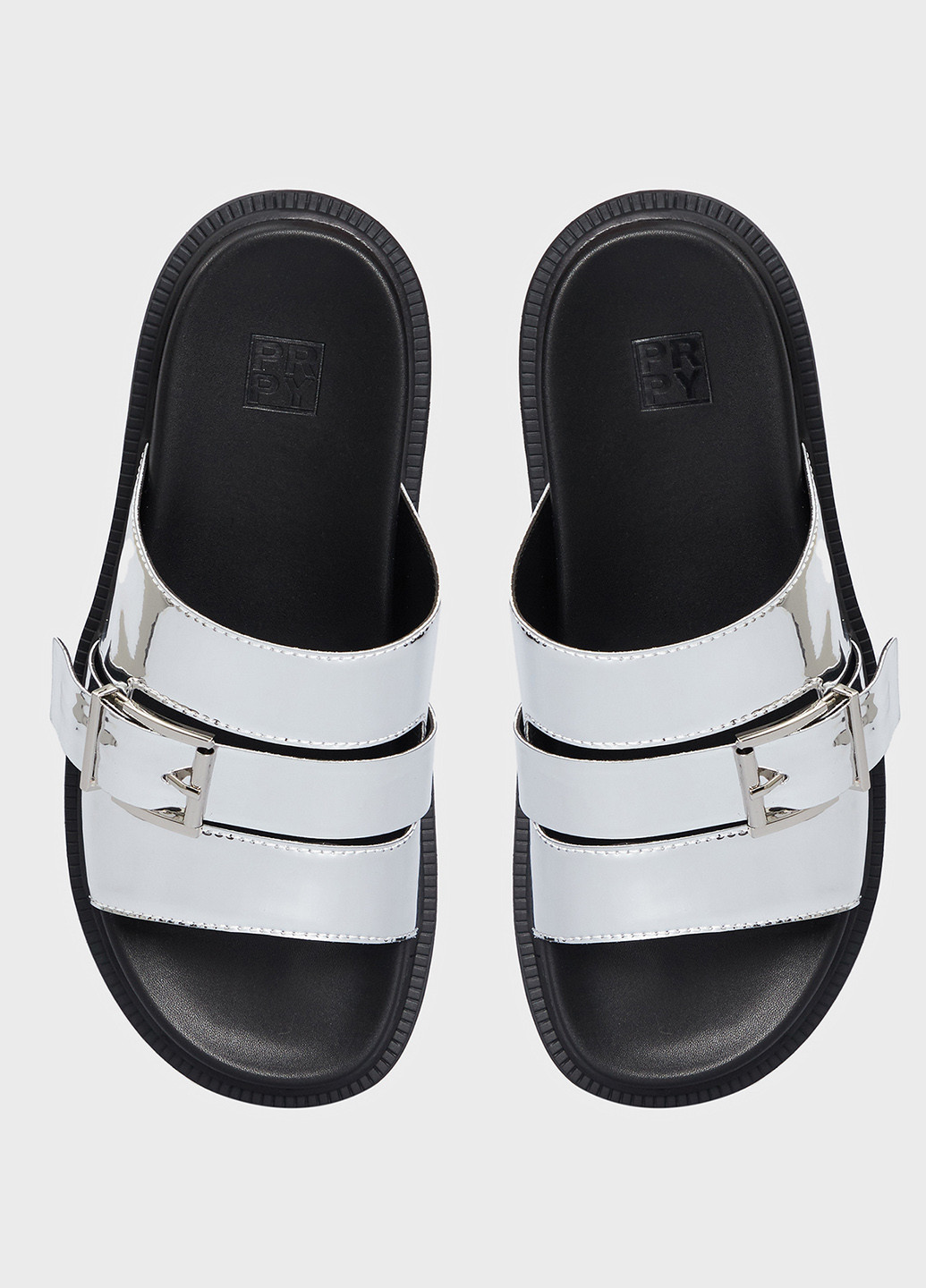 Серебряные шлепанцы PRPY лаковые, с пряжкой