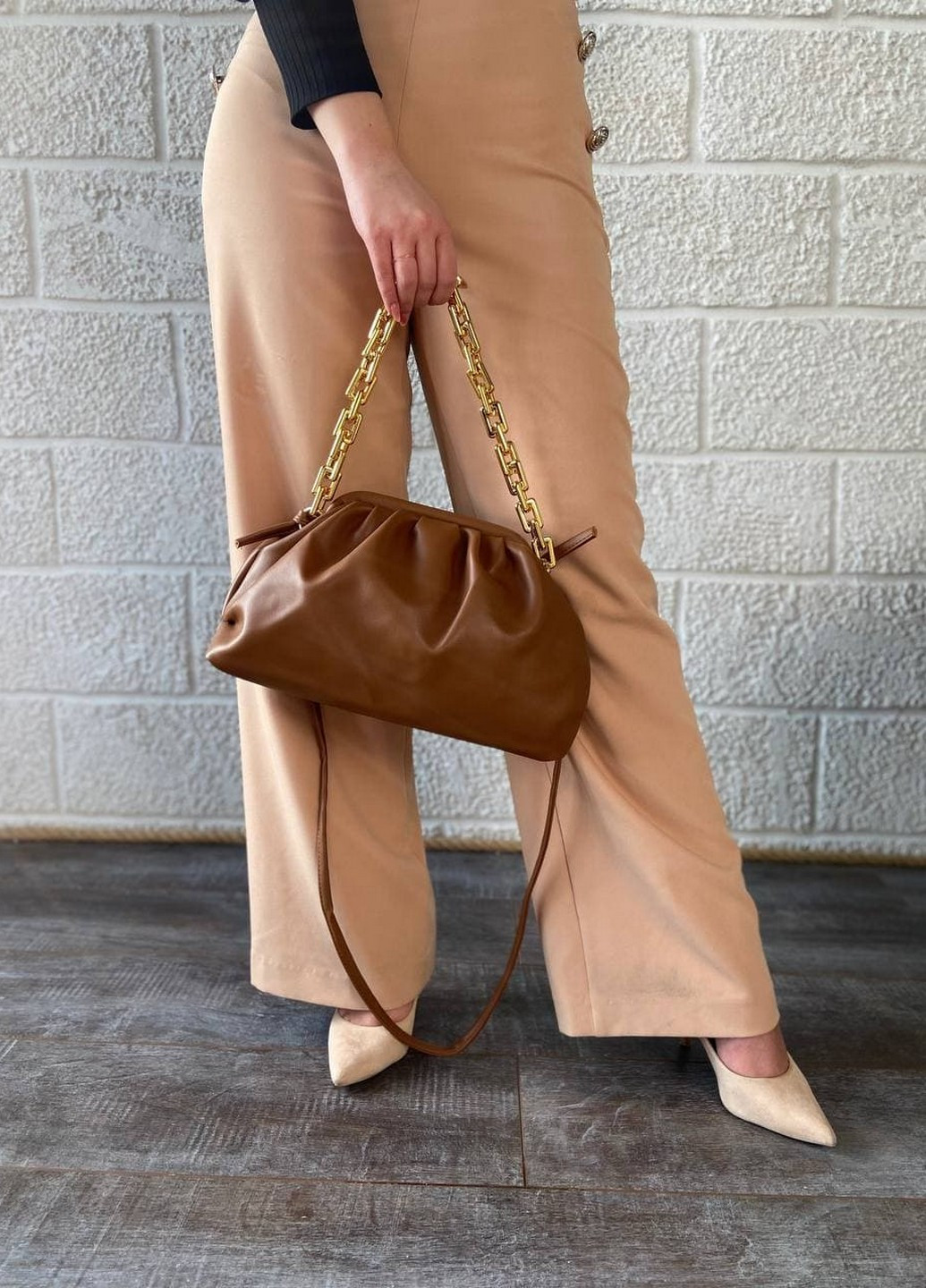 Женская сумка MAGICBAG однотонная коричневая кэжуал