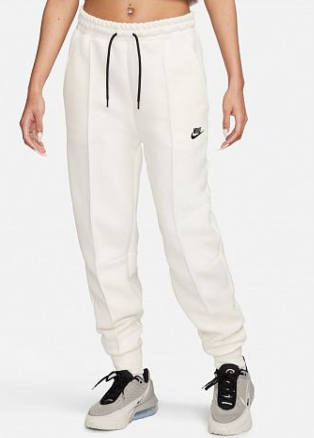 Светло-бежевые спортивные демисезонные джоггеры брюки Nike