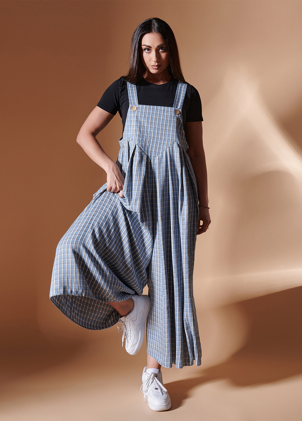 Комбинезон LibeAmore комбинезон-брюки клетка серый кэжуал вискоза, трикотаж