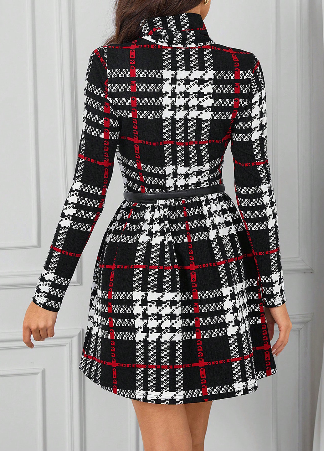 Черное кэжуал платье клеш, платье-водолазка SHEIN в клетку