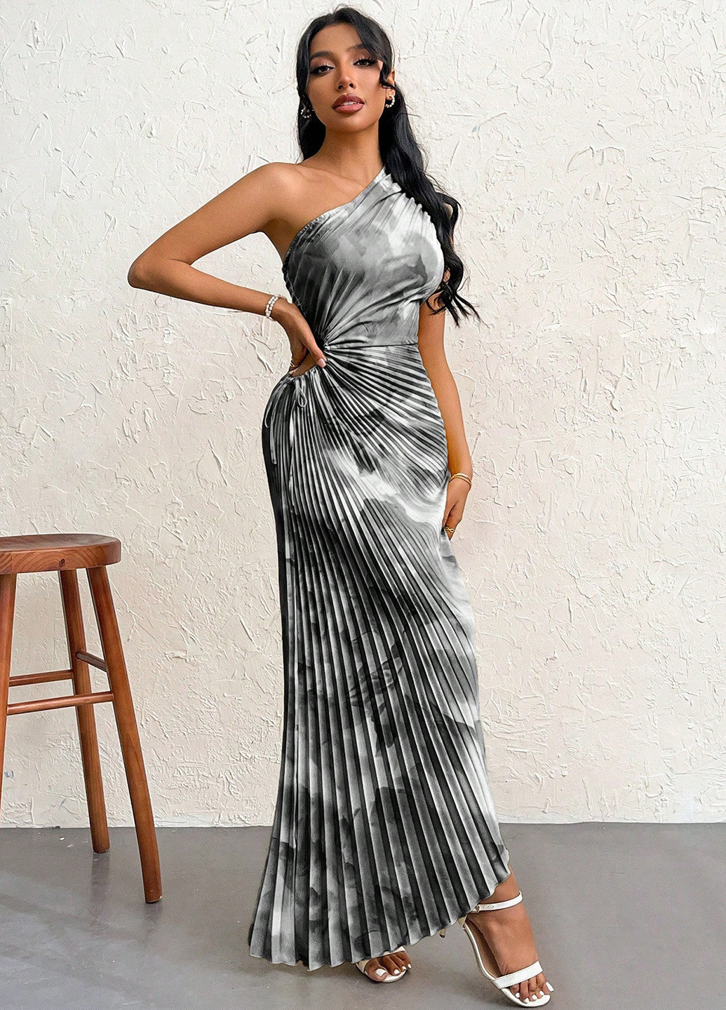 Сіра вечірня сукня на одне плече, плісована SHEIN тай-дай