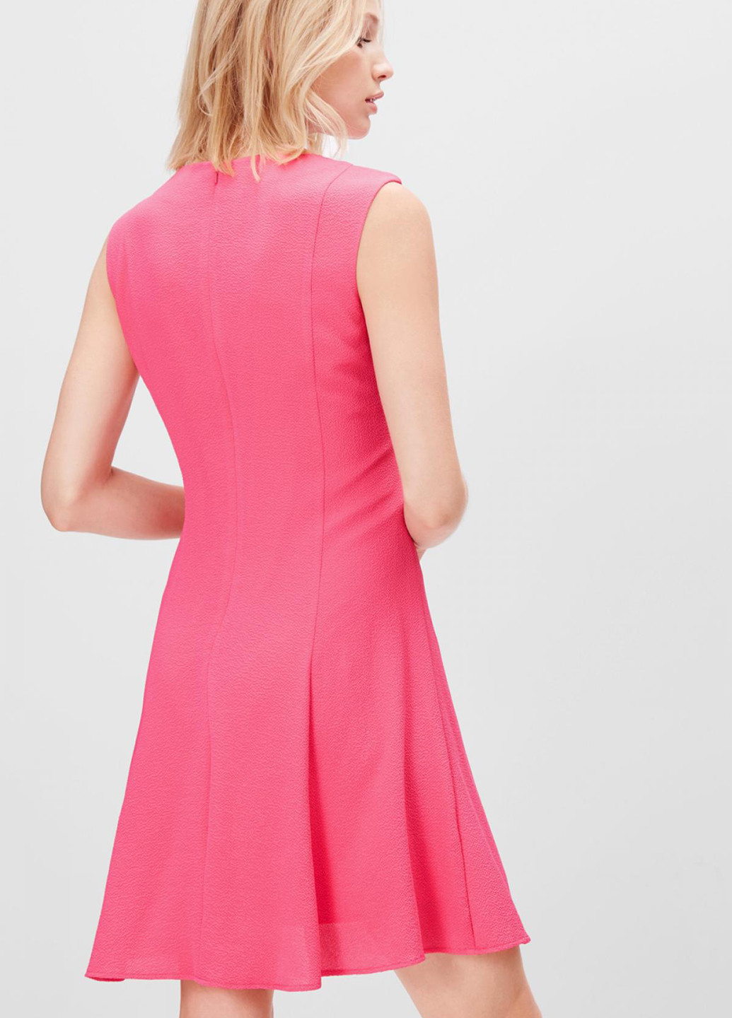 Розовое кэжуал платье клеш S.Oliver однотонное
