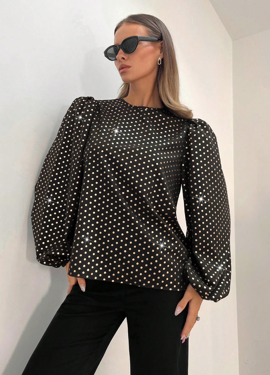 Чёрная блуза SHEIN