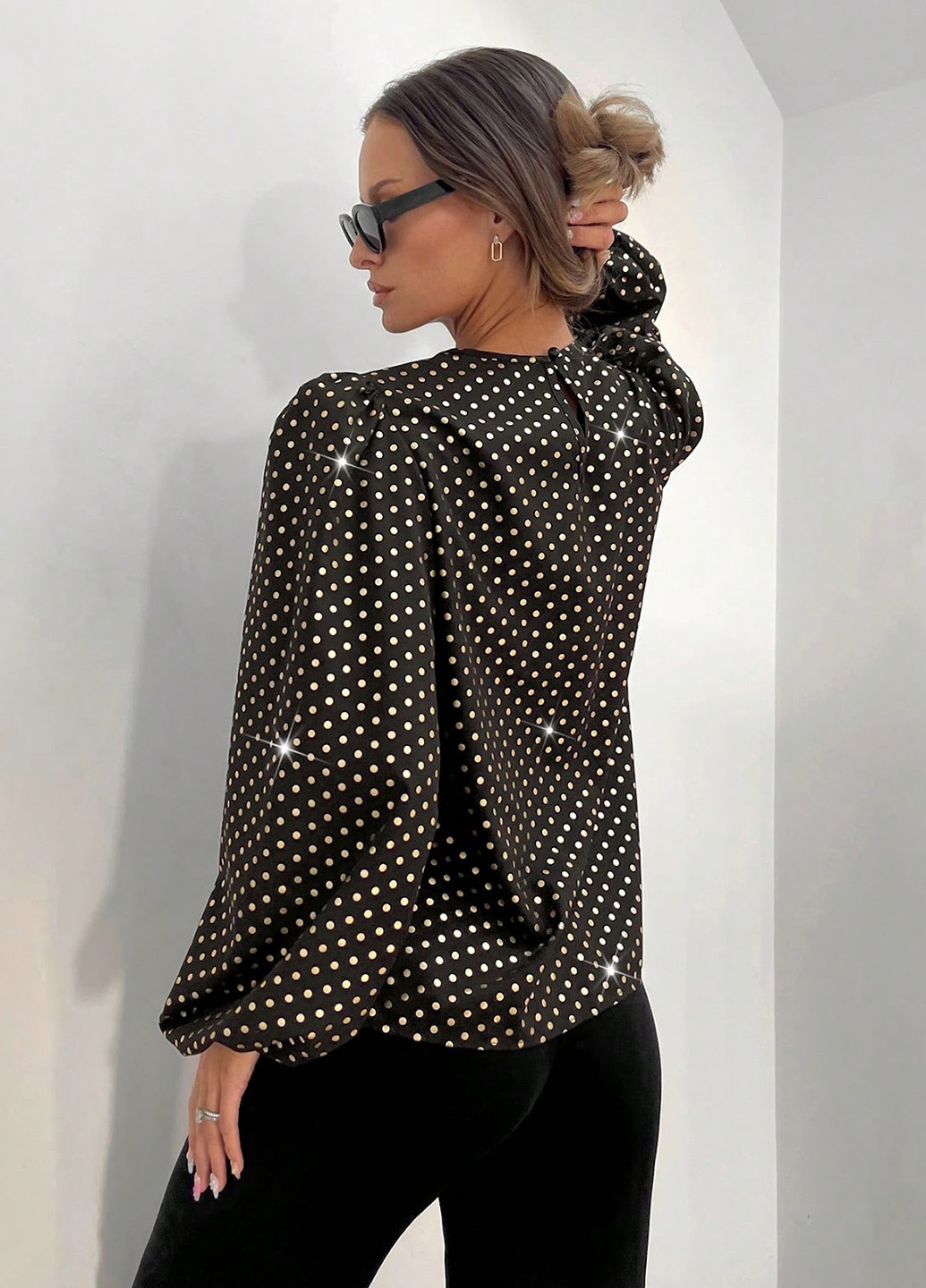 Чёрная блуза SHEIN