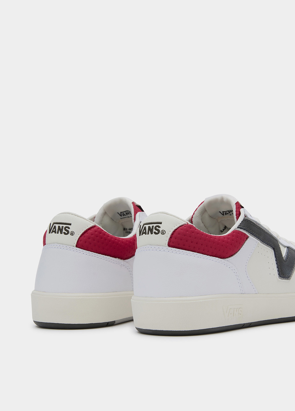 Білі кеди Vans