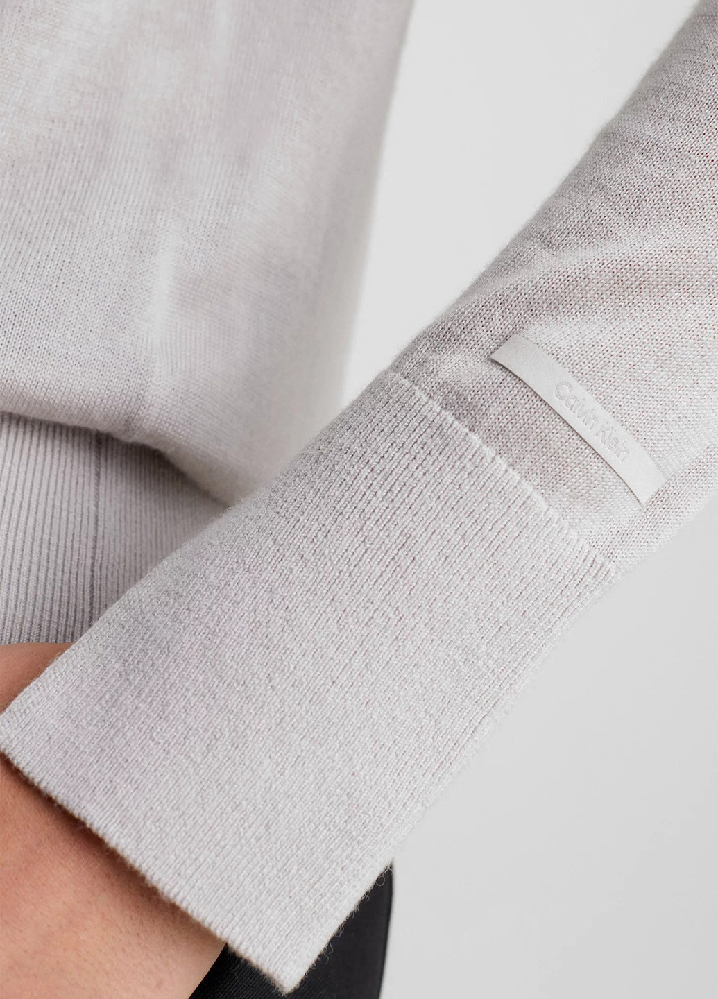 Светло-серый зимний джемпер джемпер Calvin Klein