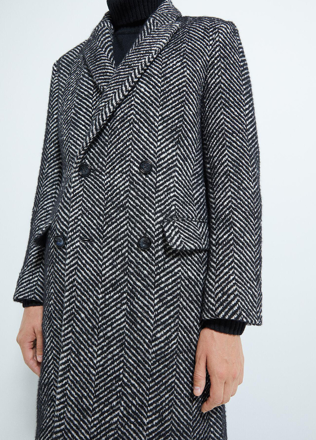 Черно-белое демисезонное Пальто двубортное Zara