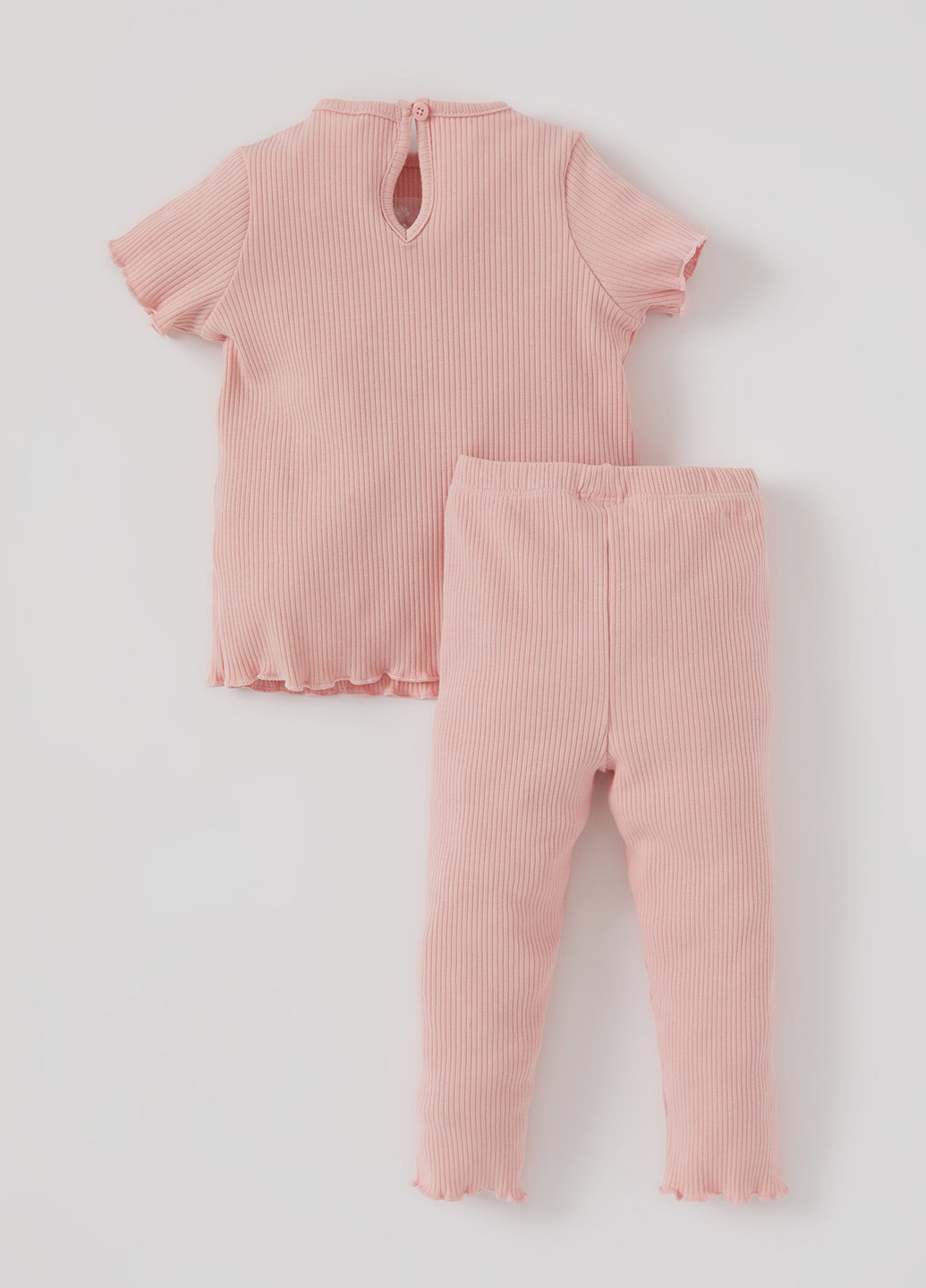 Розовая всесезон пижама(футболка, брюки) футболка + брюки DeFacto