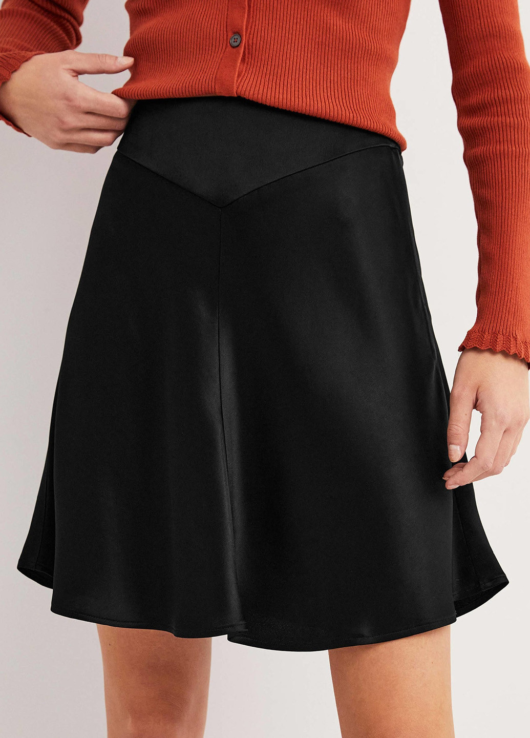 Черная кэжуал однотонная юбка Boden а-силуэта (трапеция)