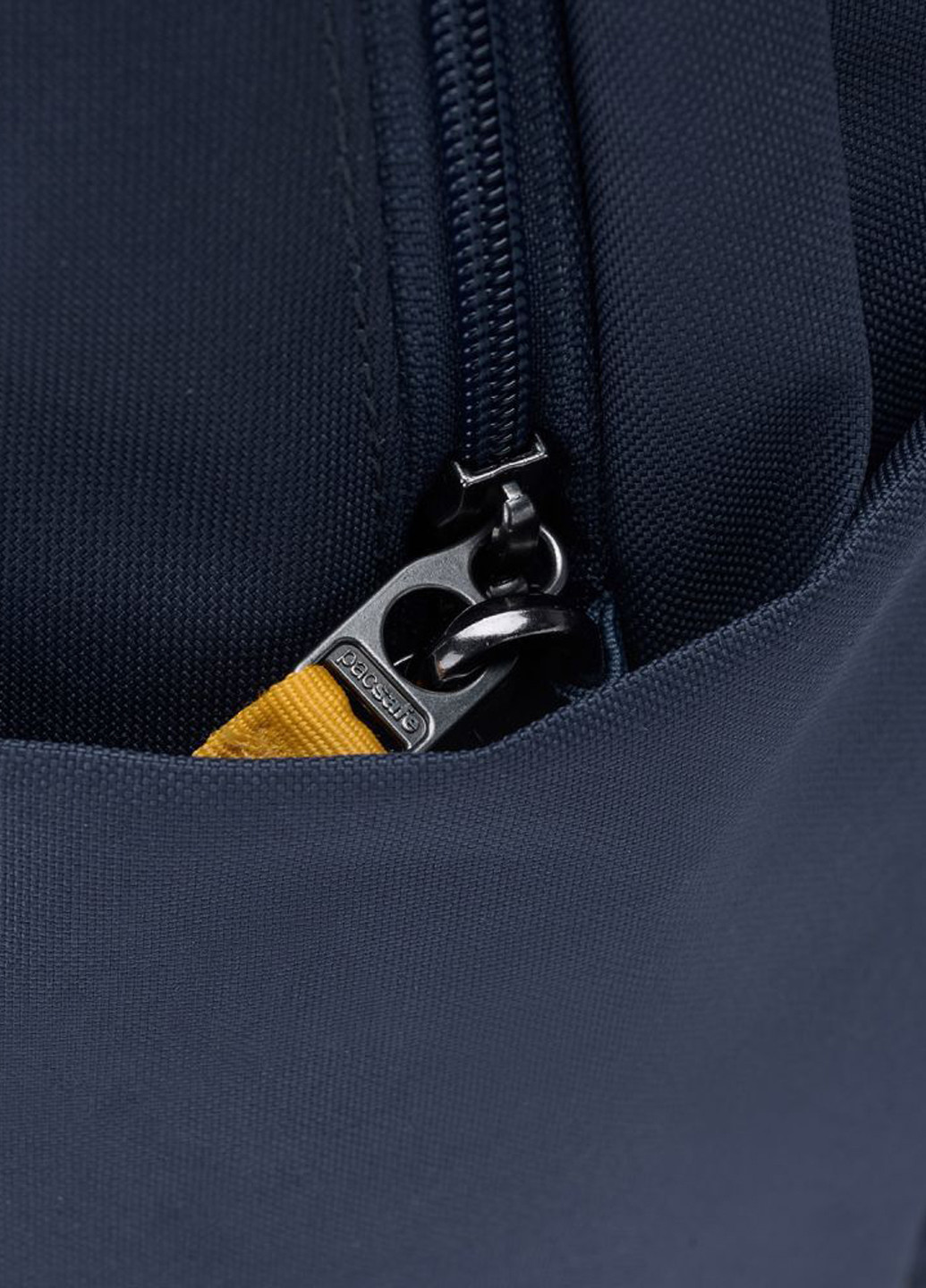 Рюкзак Pacsafe GO 15L backpack (328439582)