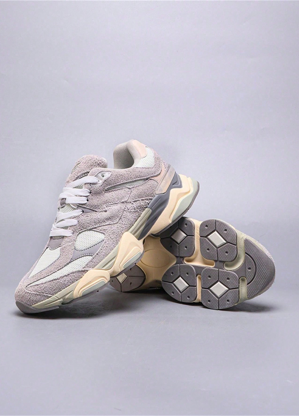 Светло-серые демисезонные кроссовки SHEIN