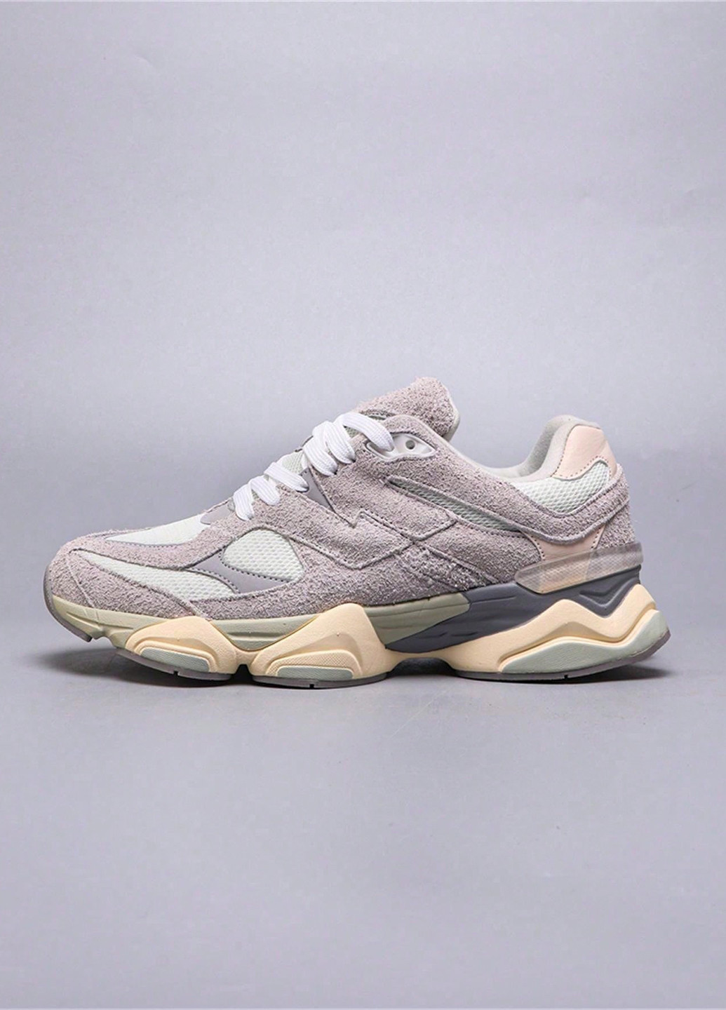 Светло-серые демисезонные кроссовки SHEIN