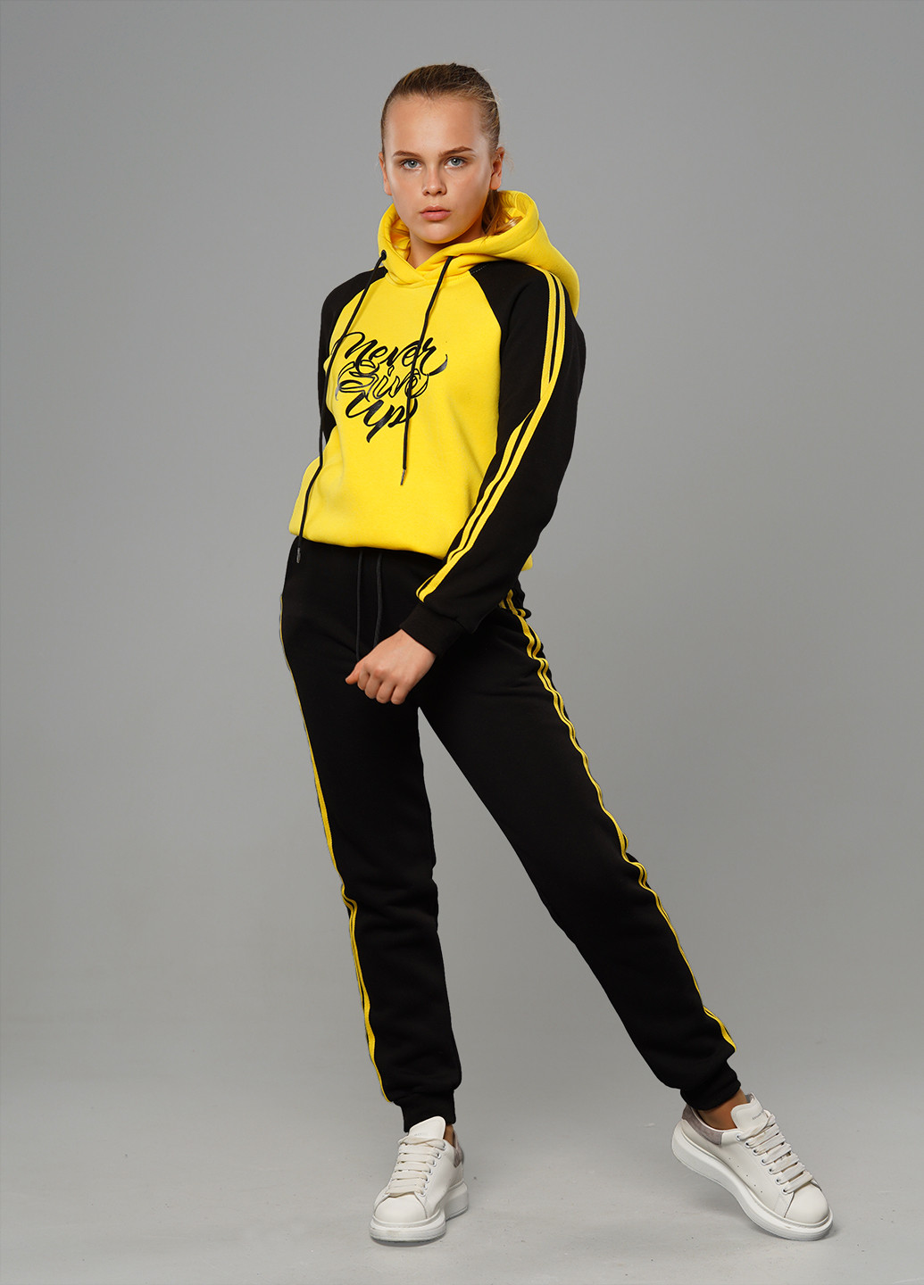 Жовтий зимовий теплий спортивний костюм із начісом Sinthia (254894861)