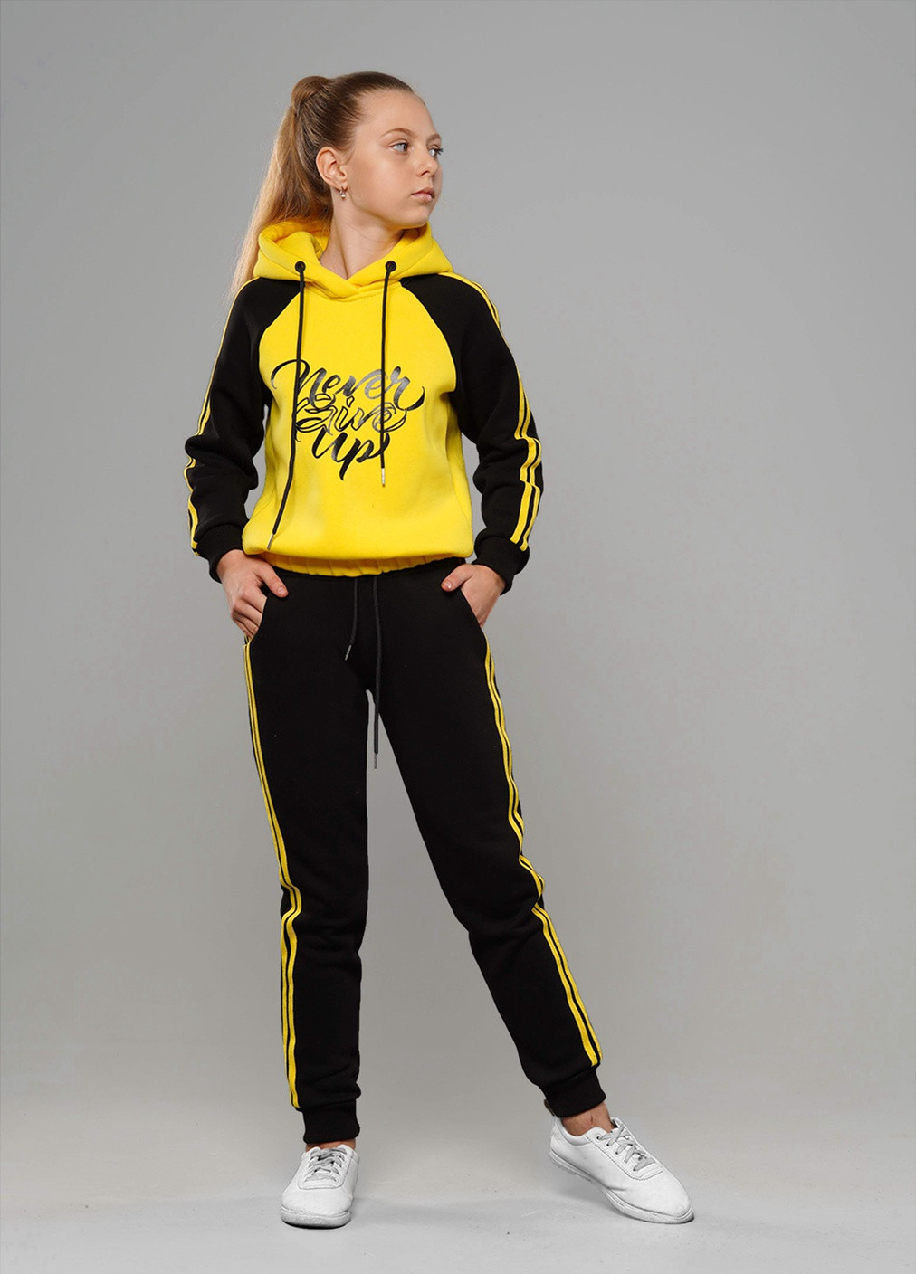 Жовтий зимовий теплий спортивний костюм із начісом Sinthia (254894861)