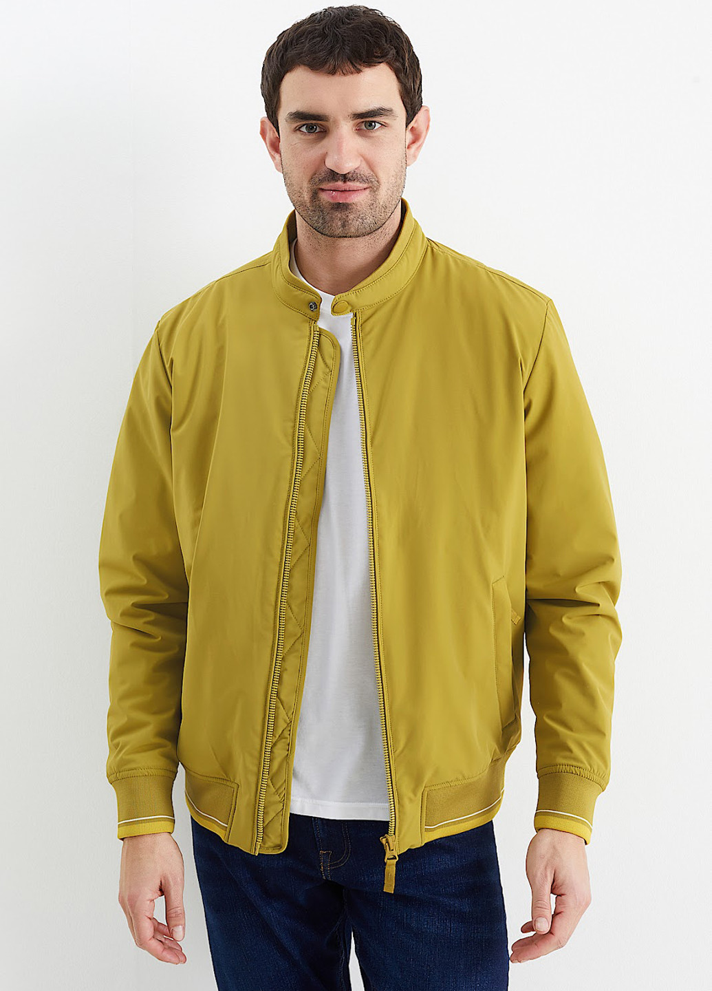 Горчичная демисезонная куртка C&A