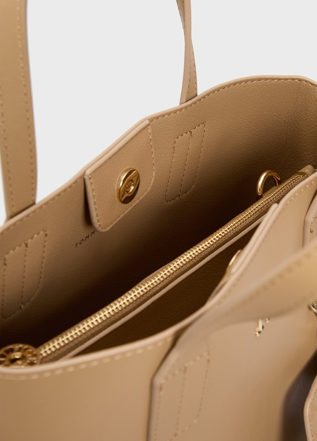 Сумка Tommy Hilfiger (347295557)