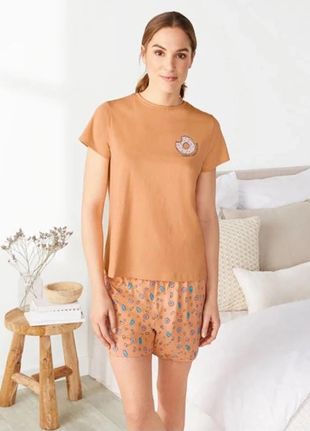 Оранжевая всесезон пижама (футболка, шорты) футболка + шорты Esmara