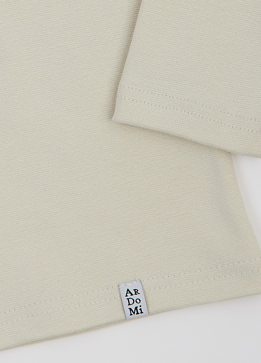 Молочный демисезонный кэжуал лонгслив ArDoMi однотонный