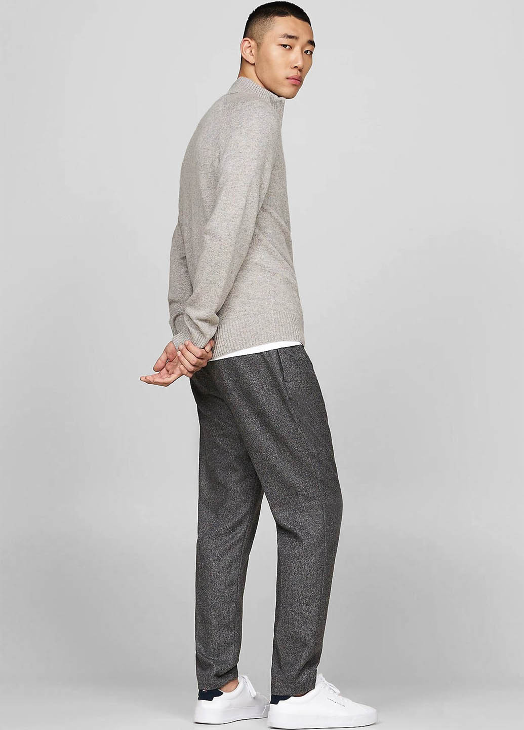 Сірий зимовий светр Tommy Hilfiger