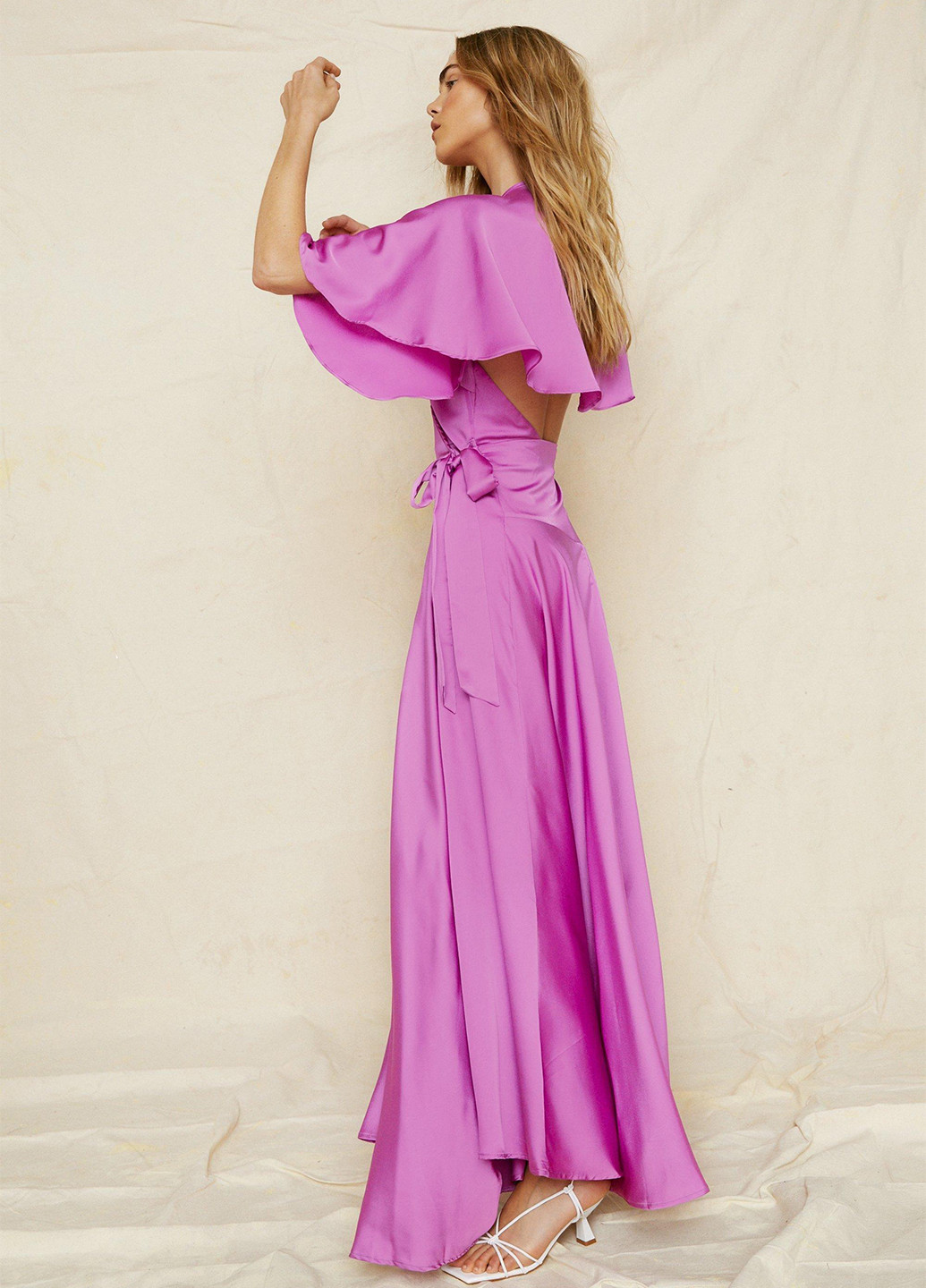 Фіолетова вечірня сукня кльош, на запах Nasty Gal однотонна