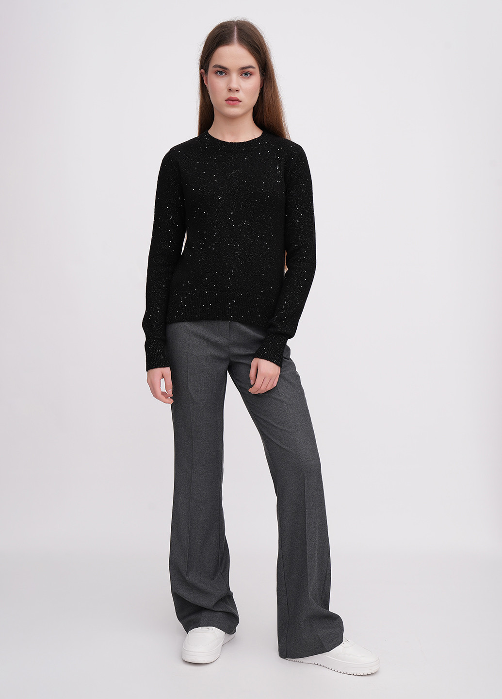 Черный демисезонный свитер EQUILIBRI