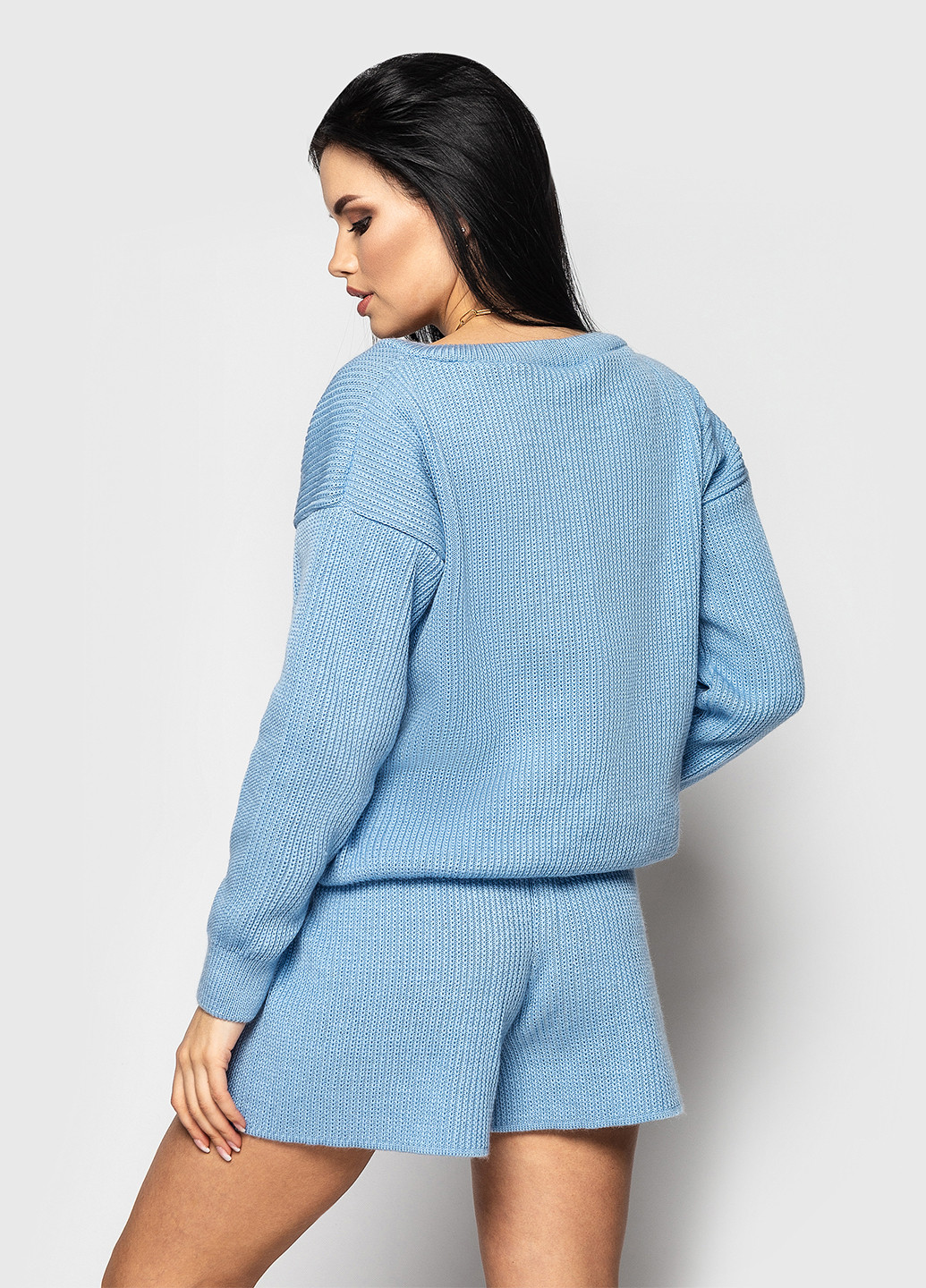 Блакитний демісезонний комплект (пуловер, шорти) Larionoff