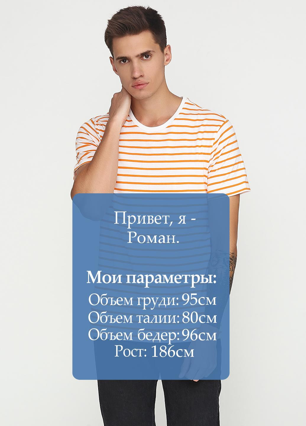 Белая футболка United Colors of Benetton