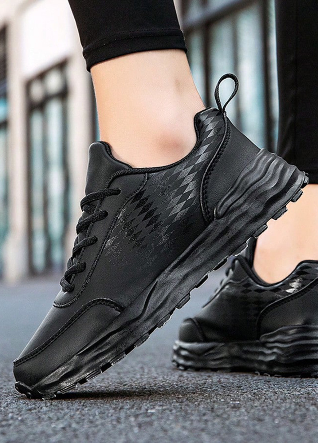 Чорні Осінні кросівки SHEIN