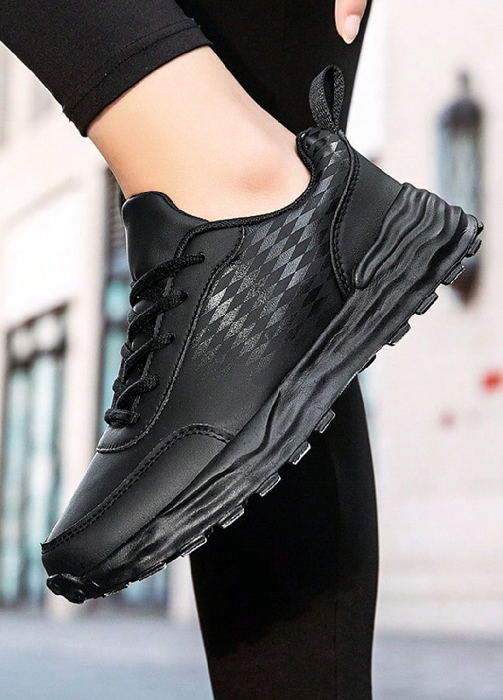 Чорні Осінні кросівки SHEIN