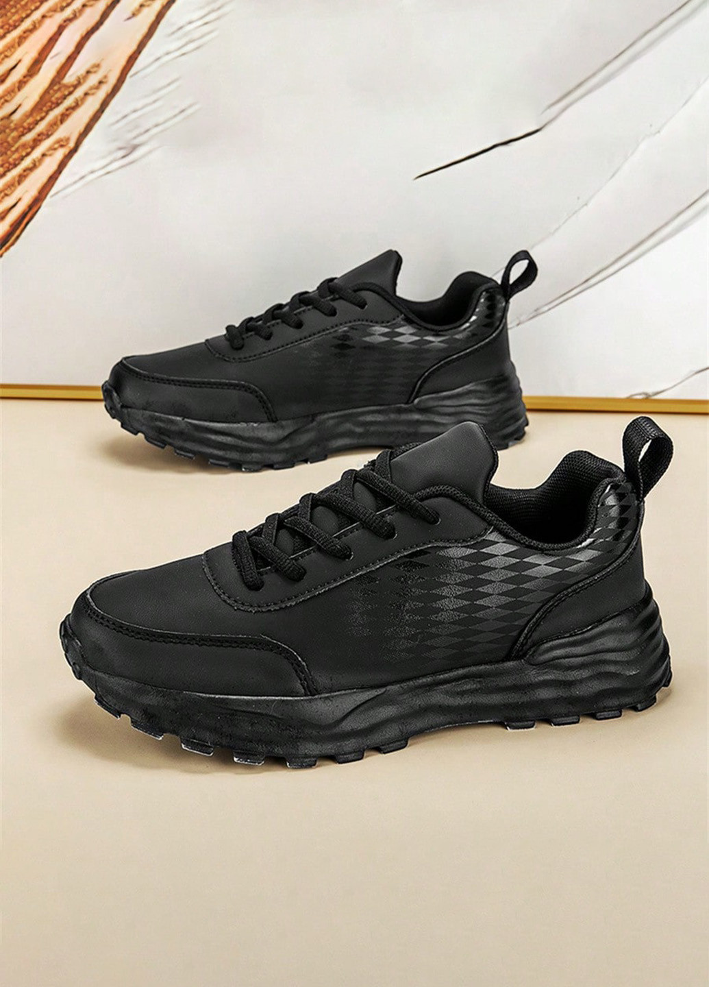 Чорні Осінні кросівки SHEIN