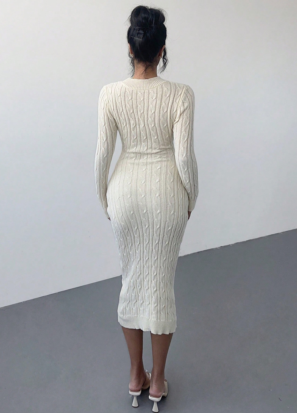 Кремовое кэжуал платье платье-свитер SHEIN однотонное