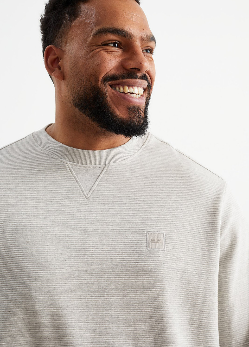 Светло-серый свитшот C&A однотонный нашивки (323024132)